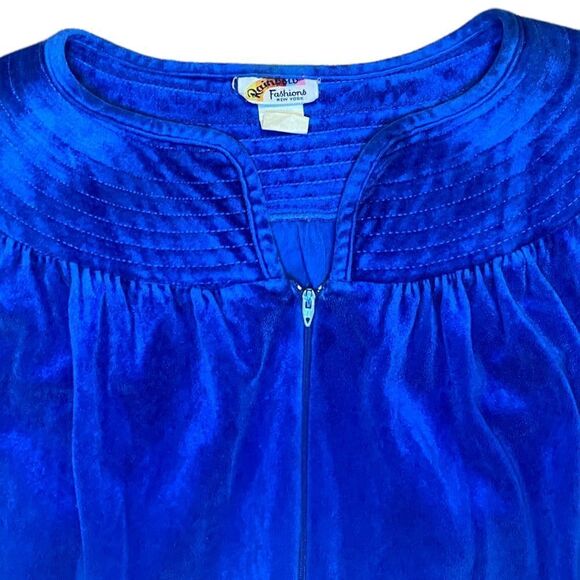 VINTAGE Rainbow Fashions Womens Bathrobe Blue Velvety Velore Zippered Size Large - Picture 6 of 12